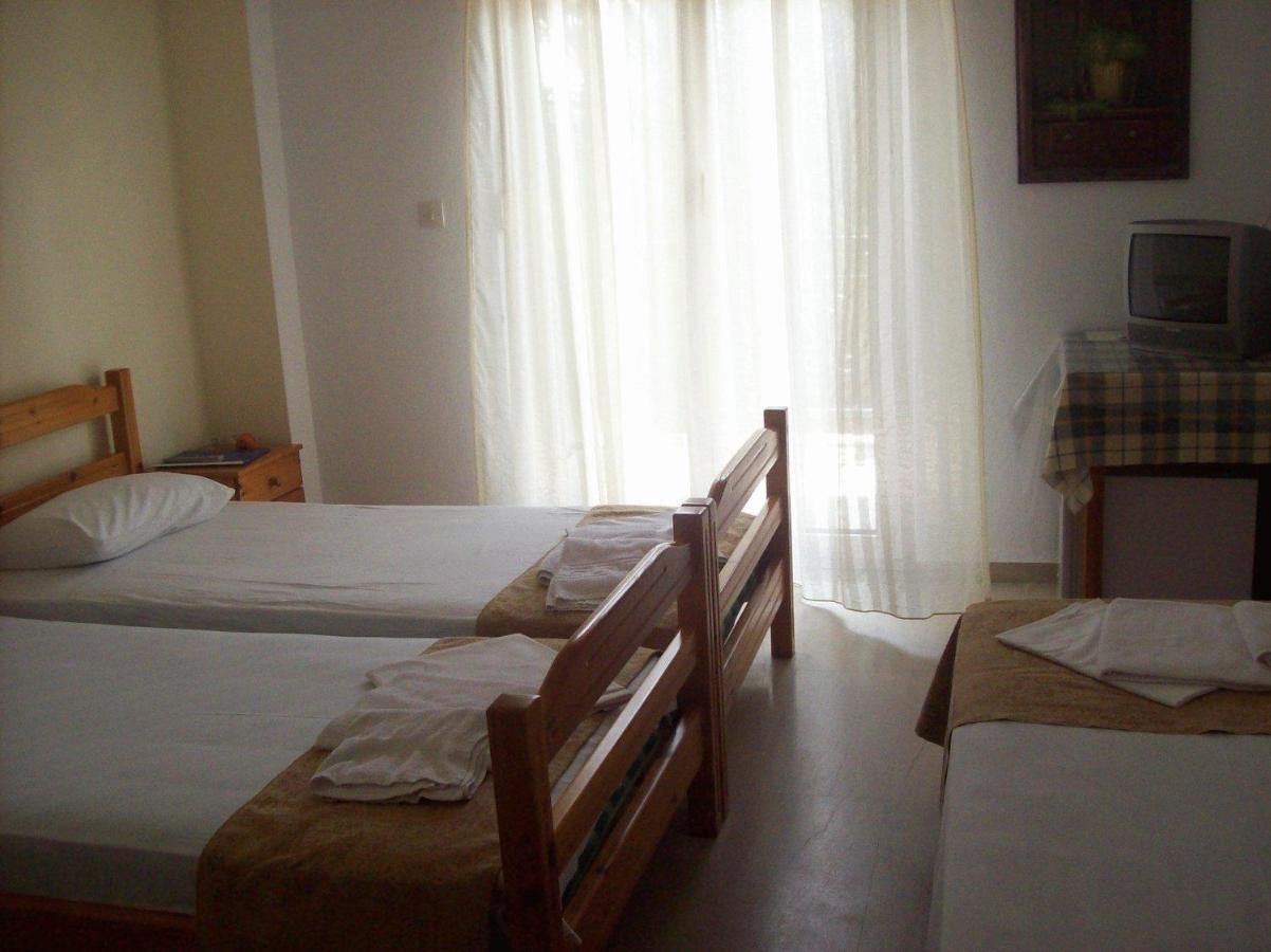 Aquarius Hotel Fourka Pokój zdjęcie