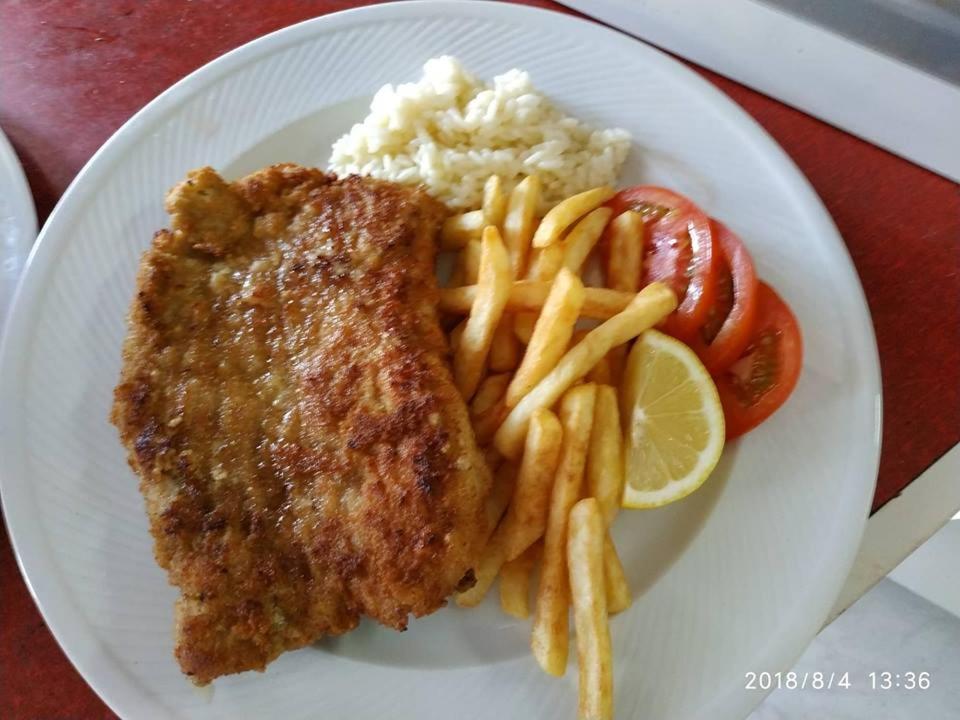 Aquarius Hotel Fourka Zewnętrze zdjęcie