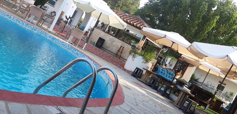 Aquarius Hotel Fourka Zewnętrze zdjęcie